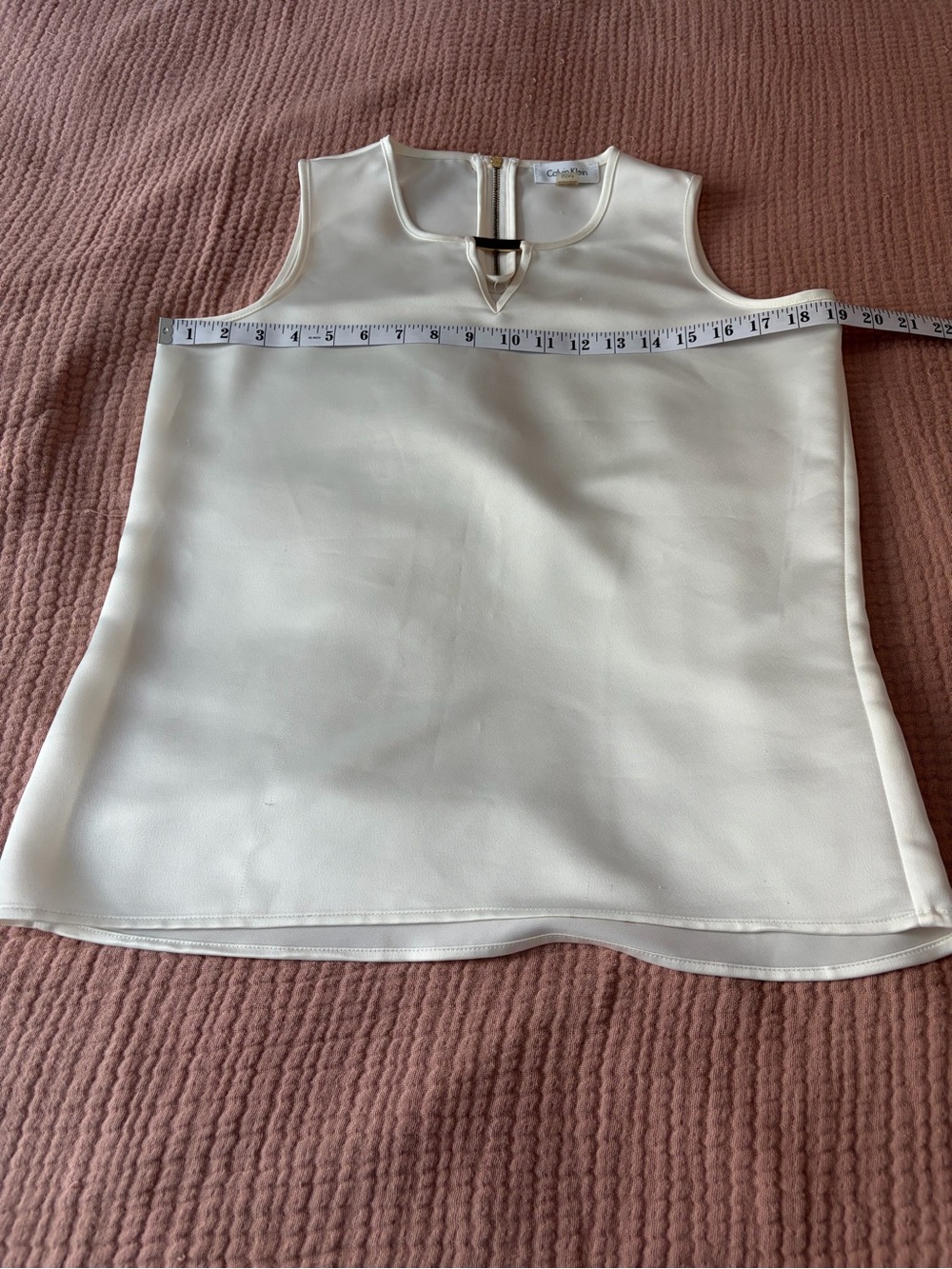 Calvin Klein Ivory Sleeveless Keyhole Shell Top